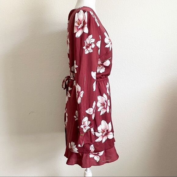 CUPCAKES and Cashmere Jarrett Red Floral Ruffle Wrap Hawaiian Dress Women’s M - Picture 8 of 10